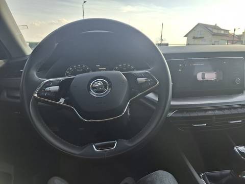 2022 Škoda Octavia — sličica 14