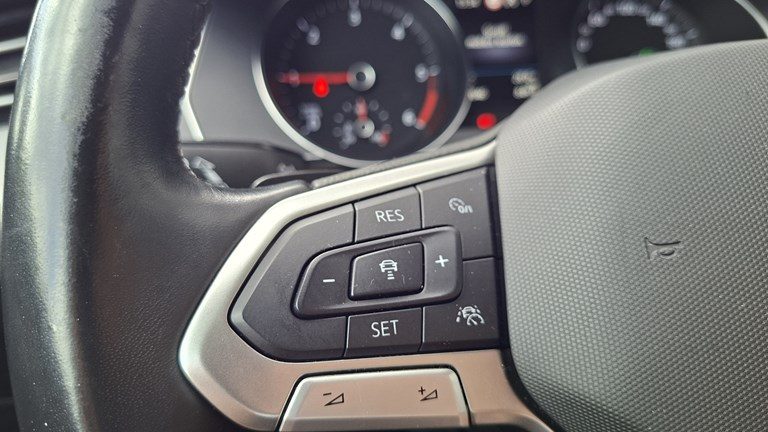 2021 Volkswagen Passat — fotografija 21