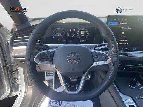 2026 Volkswagen Passat R-Line — sličica 14