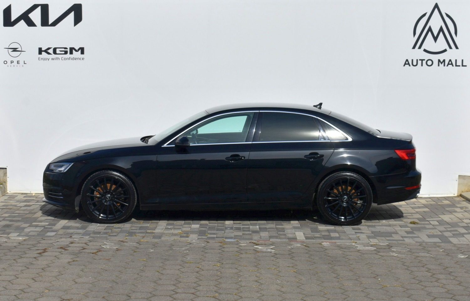 2016 Audi A4 — fotografija 10