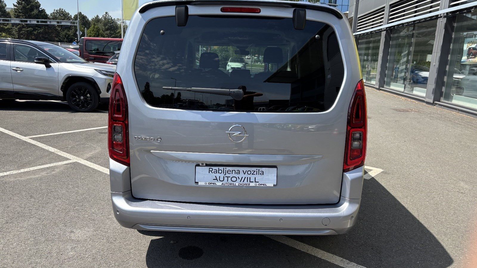 2023 Opel Combo-e — fotografija 8