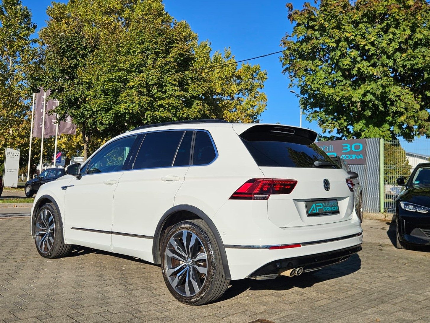 2018 Volkswagen Tiguan R-Line — fotografija 4