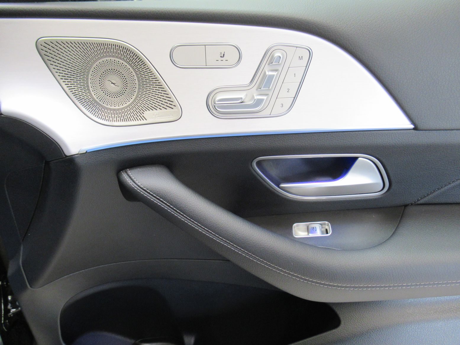 2025 Mercedes-Benz GLE — fotografija 11