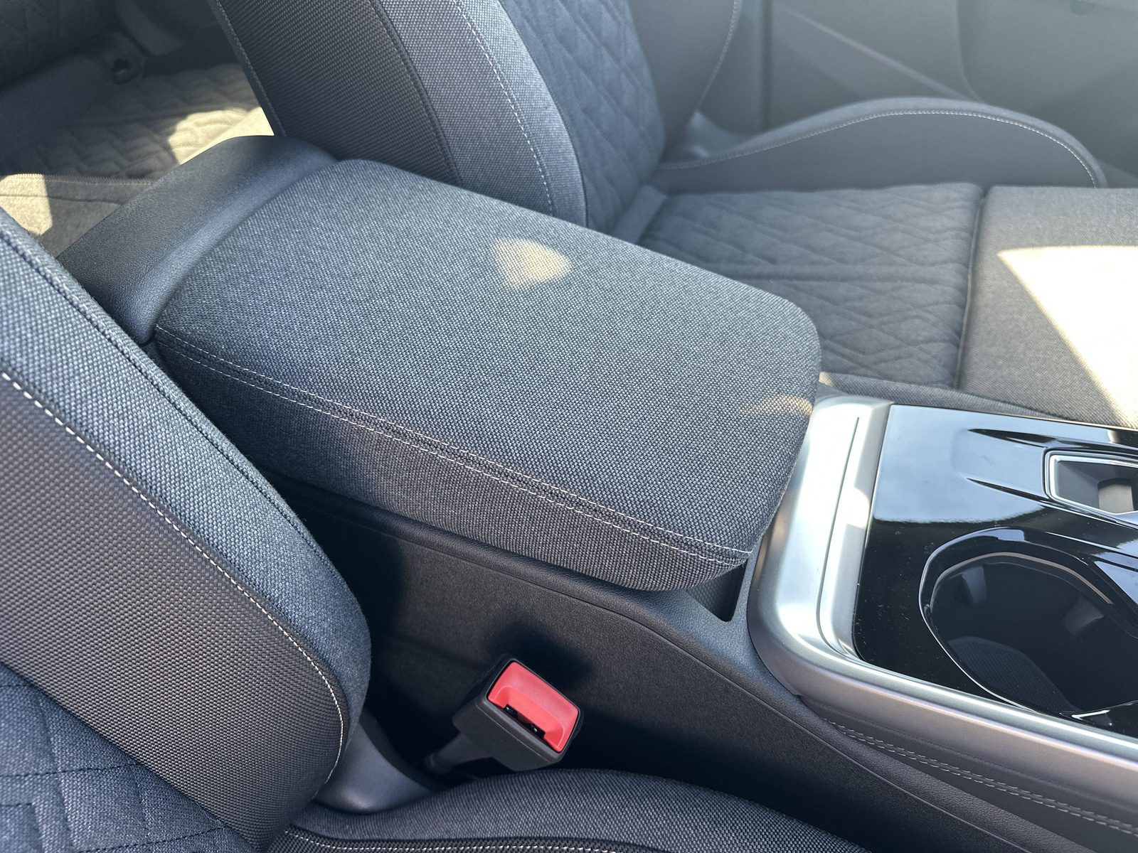 2026 Audi Q5 — fotografija 28