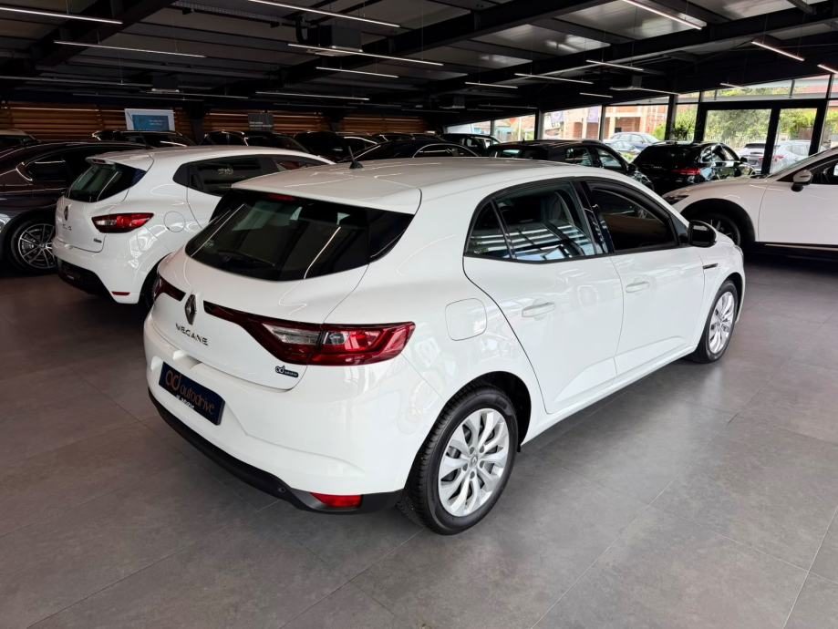 2017 Renault Megane — fotografija 7