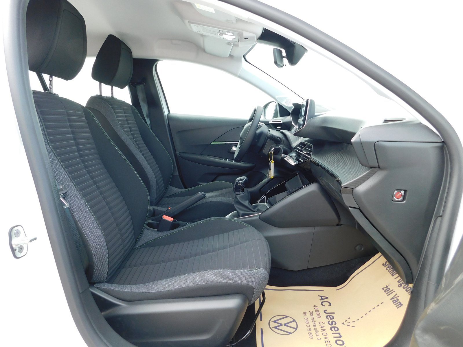 2024 Peugeot 208 — fotografija 10