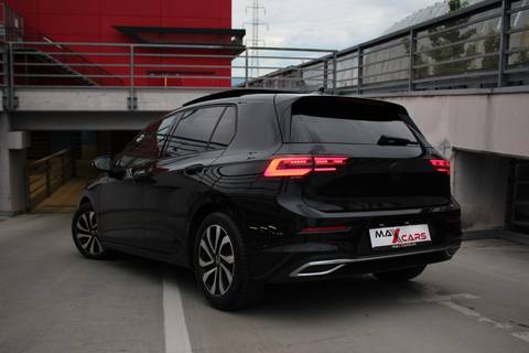 2022 Volkswagen Golf — sličica 20