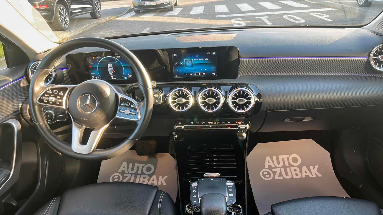 2019 Mercedes-Benz A-klasa — fotografija 11