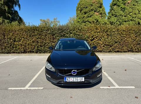 2017 Volvo S60 — sličica 2