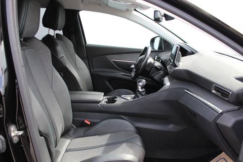 2022 Peugeot 5008 — sličica 12