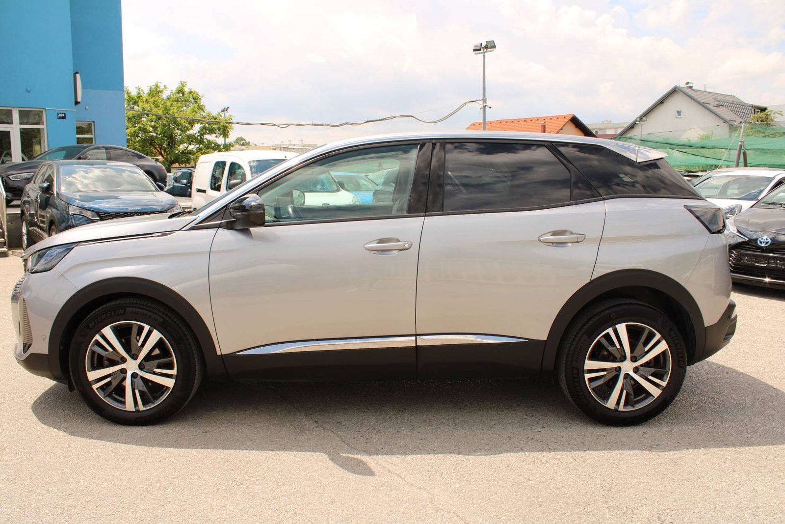 2022 Peugeot 3008 — fotografija 8