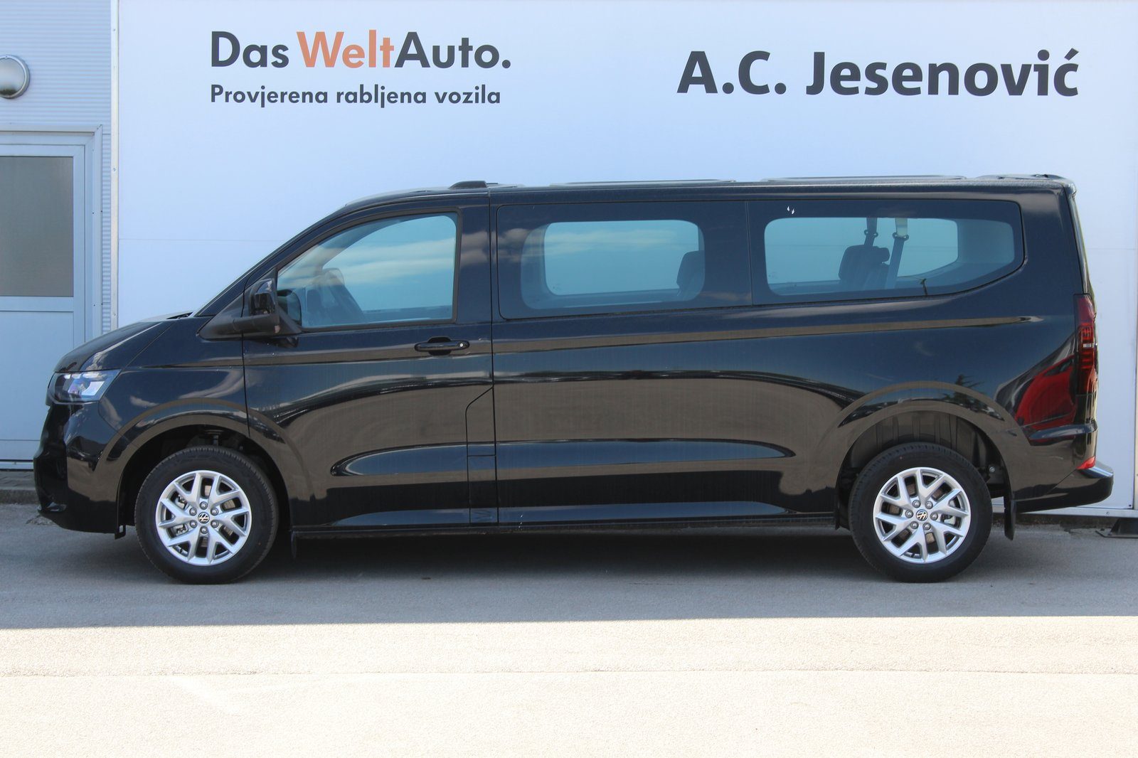 2026 Volkswagen Caravelle — fotografija 6