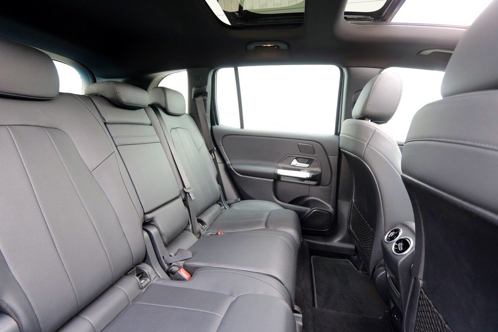 2021 Mercedes-Benz GLB Progressive — fotografija 8
