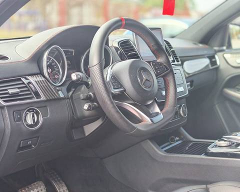 2016 Mercedes-Benz GLE — sličica 12