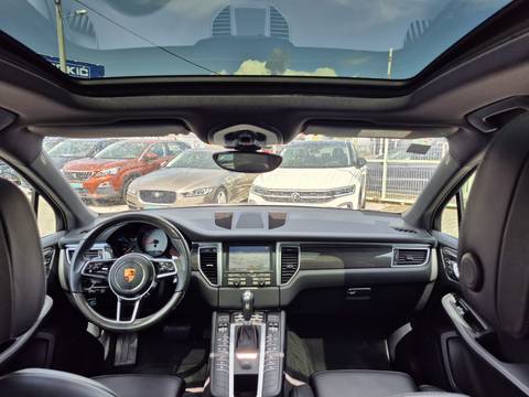 2014 Porsche Macan — sličica 14