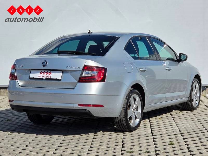 2020 Škoda Octavia — fotografija 4