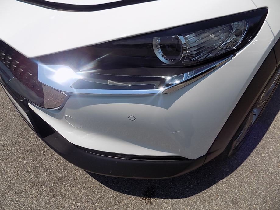 2023 Mazda CX-30 — fotografija 20