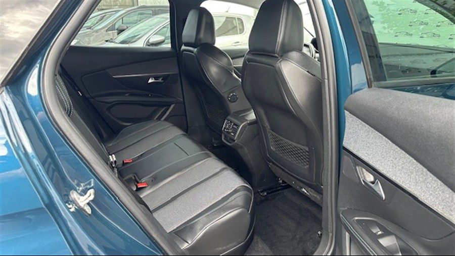 2022 Peugeot 3008 — fotografija 22