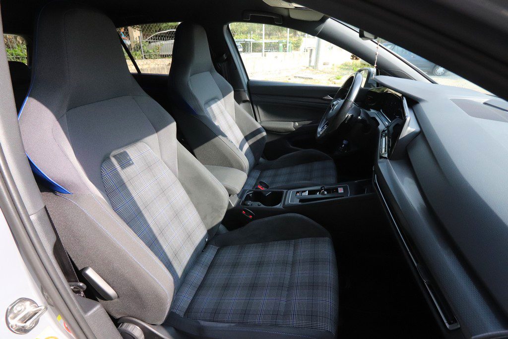 2021 Volkswagen Golf — fotografija 7