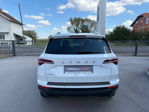 2022 Škoda Karoq — sličica 5