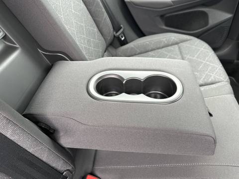 2023 Volkswagen Golf — sličica 18