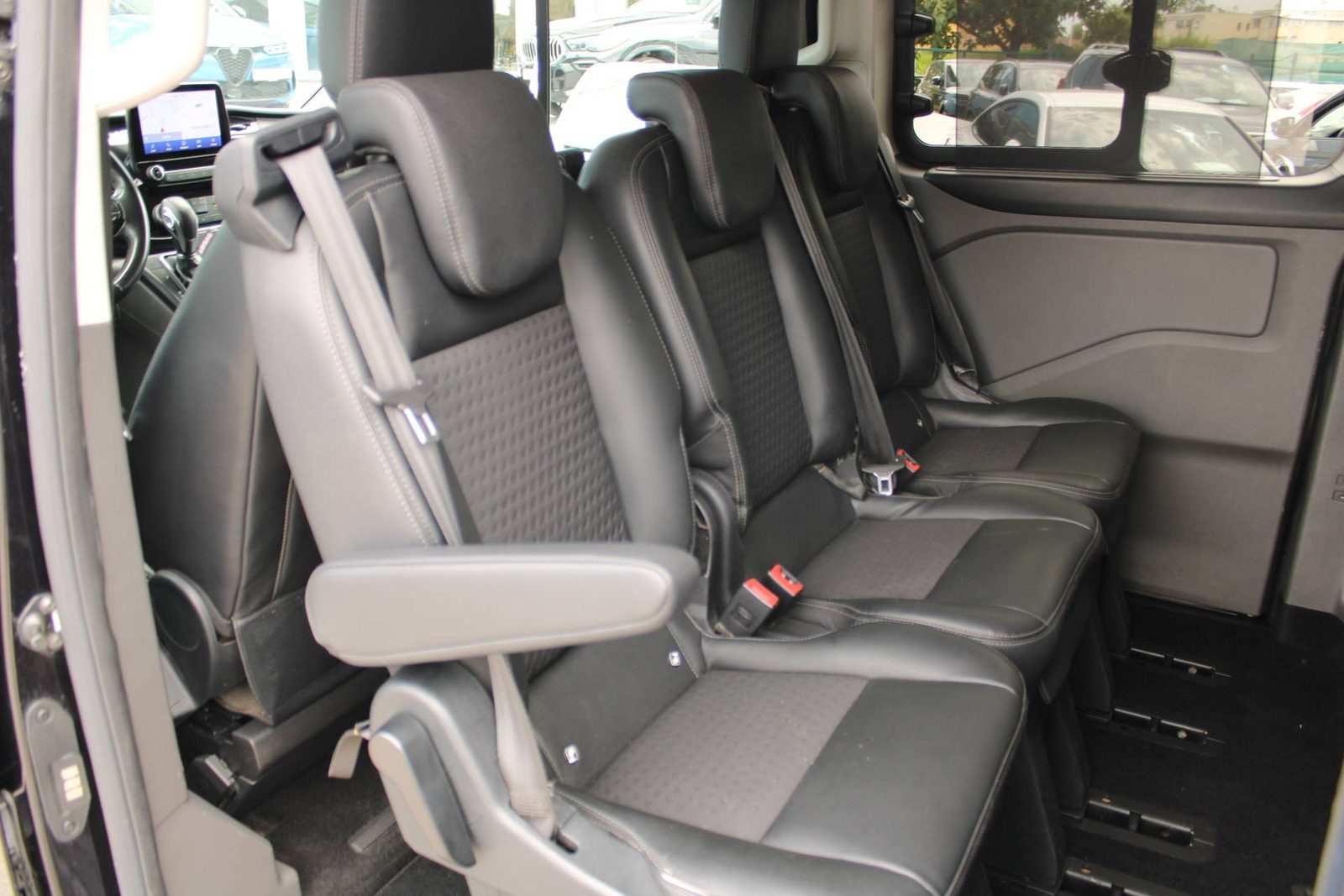 2024 Ford Tourneo — fotografija 11