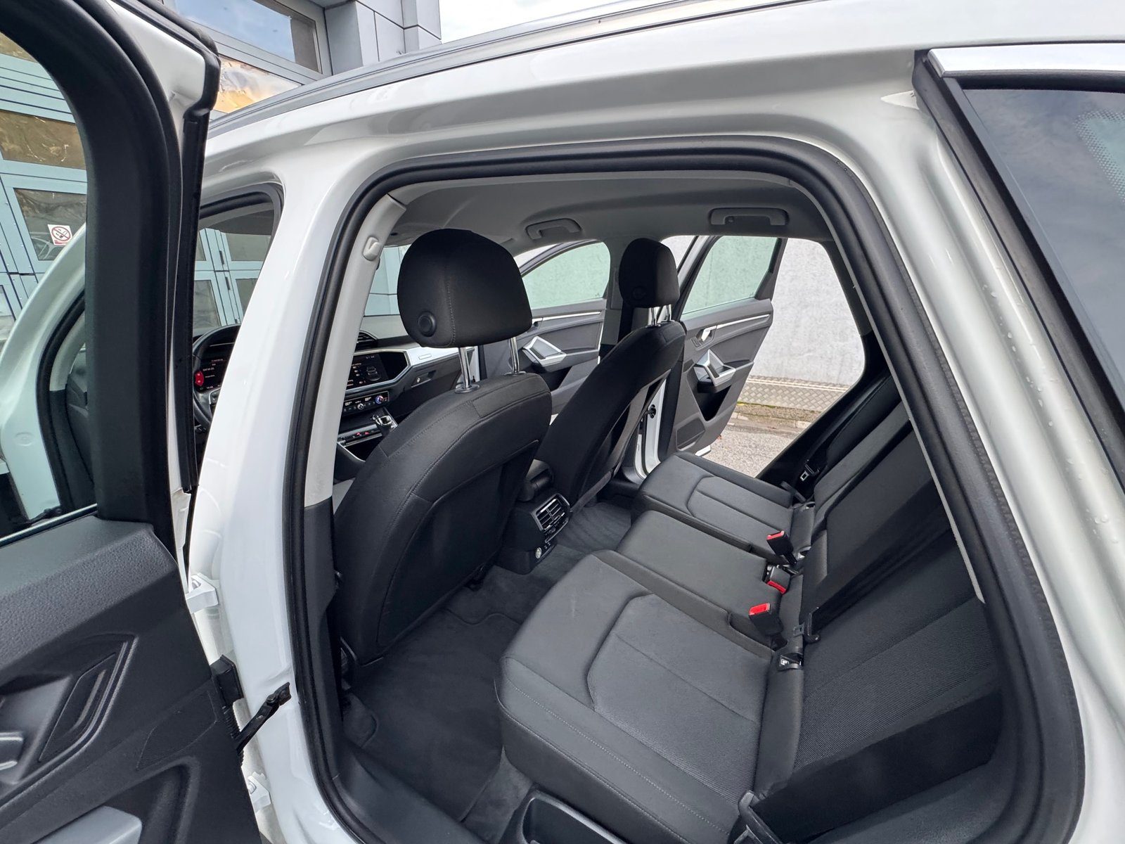 2019 Audi Q3 — fotografija 16
