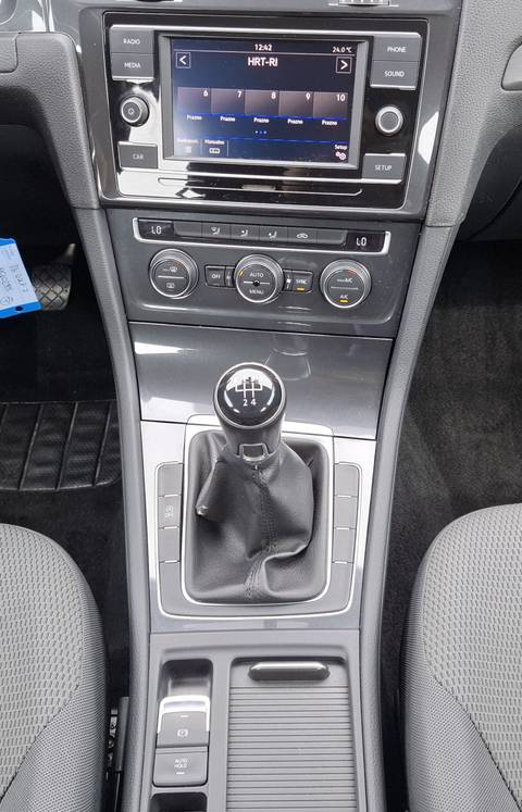 2019 Volkswagen Golf — sličica 18