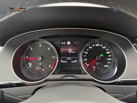 2020 Volkswagen Passat — sličica 15