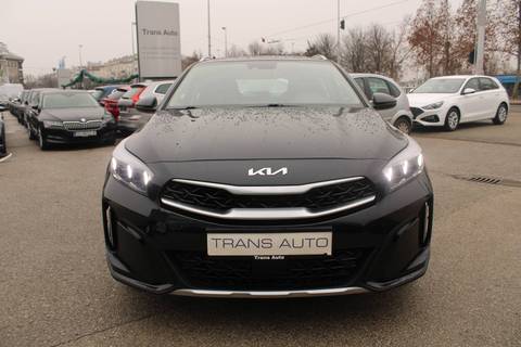 2023 Kia Xcee'd — sličica 2