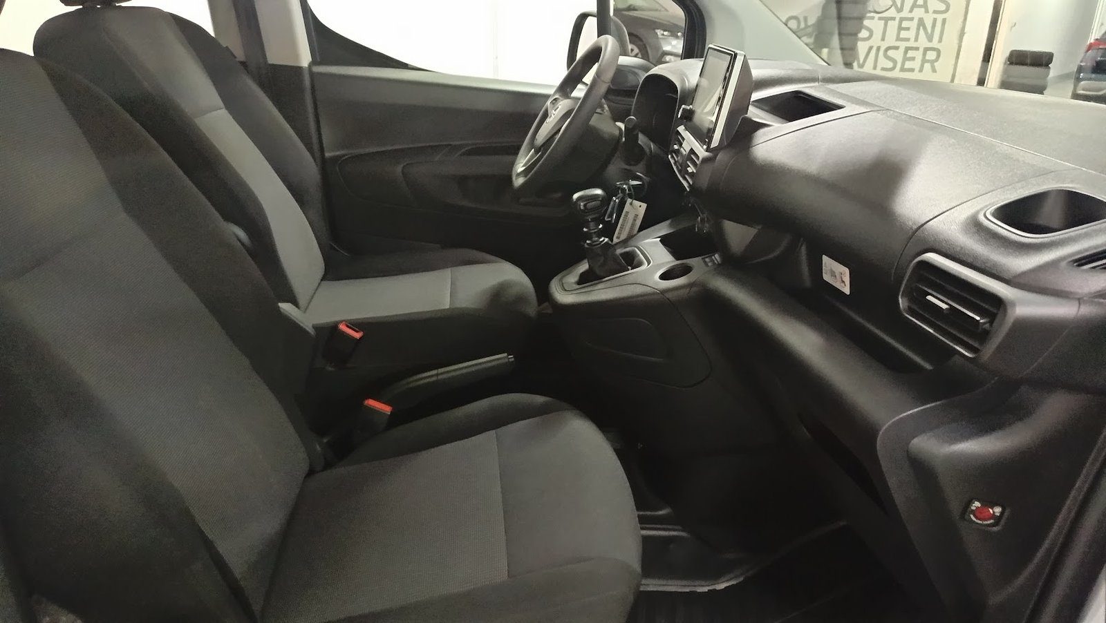 2023 Opel Combo — fotografija 8