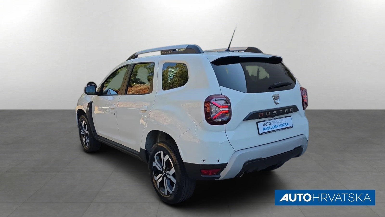 2022 Dacia Duster — fotografija 7