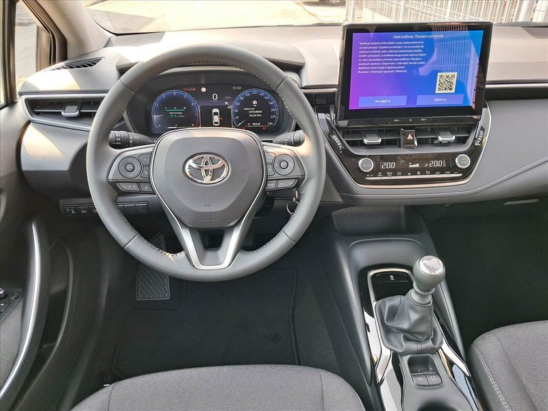 2027 Toyota Corolla — fotografija 8