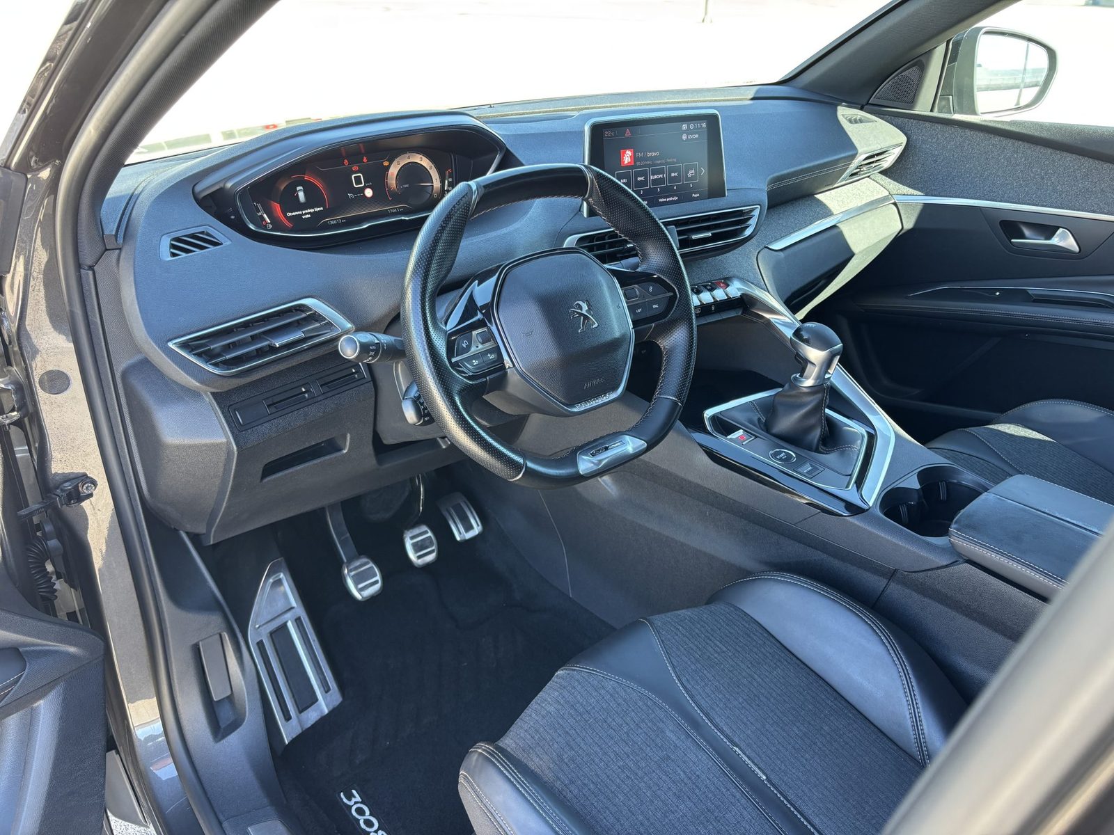 2018 Peugeot 3008 — fotografija 18