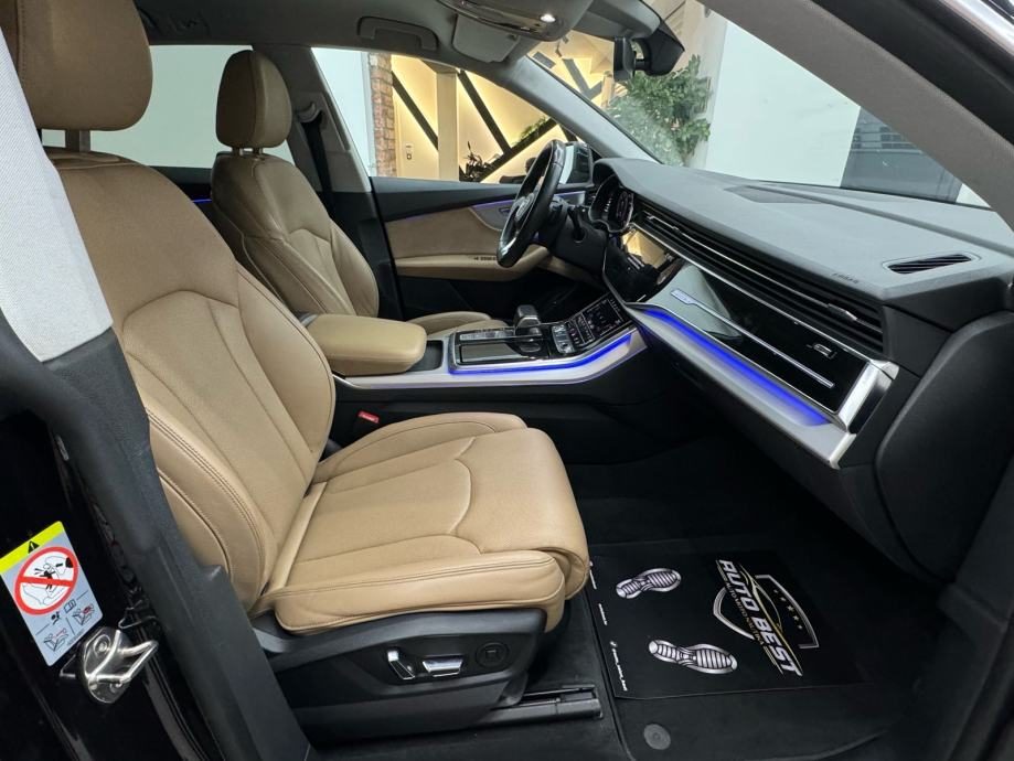 2019 Audi Q8 — fotografija 17