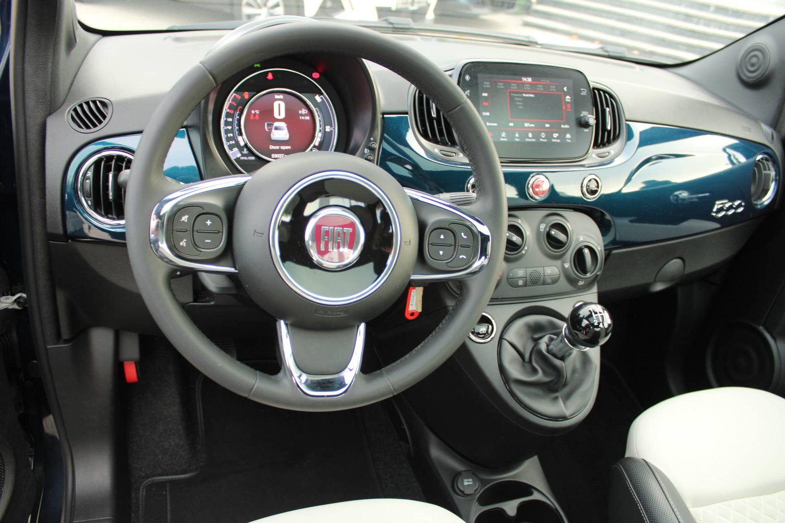 2022 Fiat 500 — fotografija 13