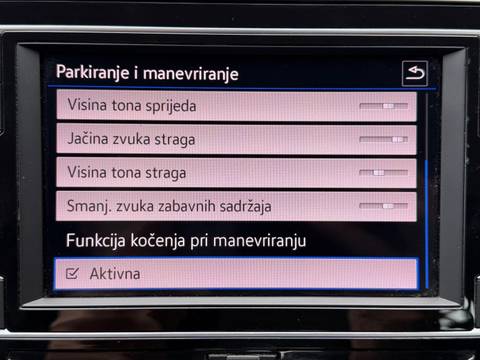 2019 Volkswagen Passat — sličica 18