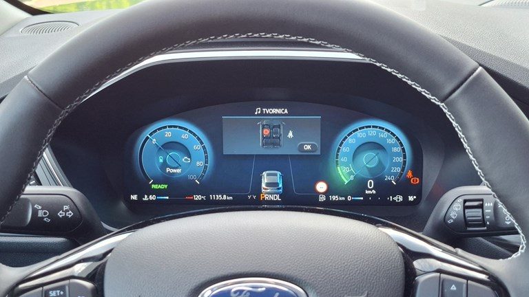 2025 Ford Kuga — fotografija 16