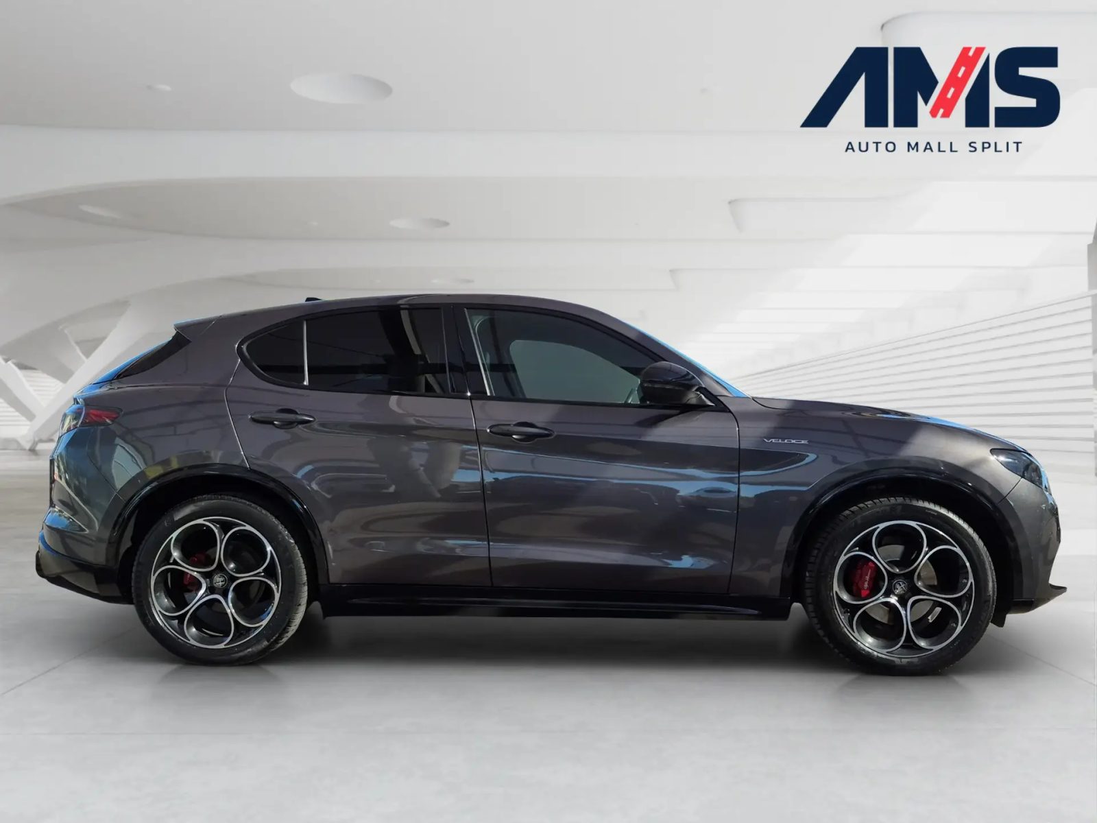 2024 Alfa Romeo Stelvio — fotografija 6