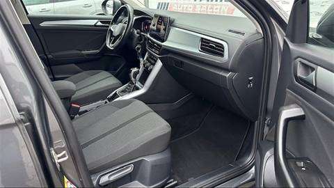 2022 Volkswagen T-Roc — sličica 17