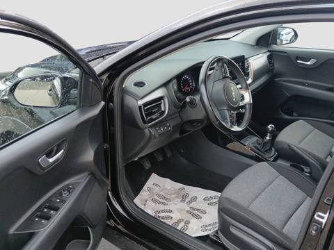 2023 Kia Stonic — sličica 11