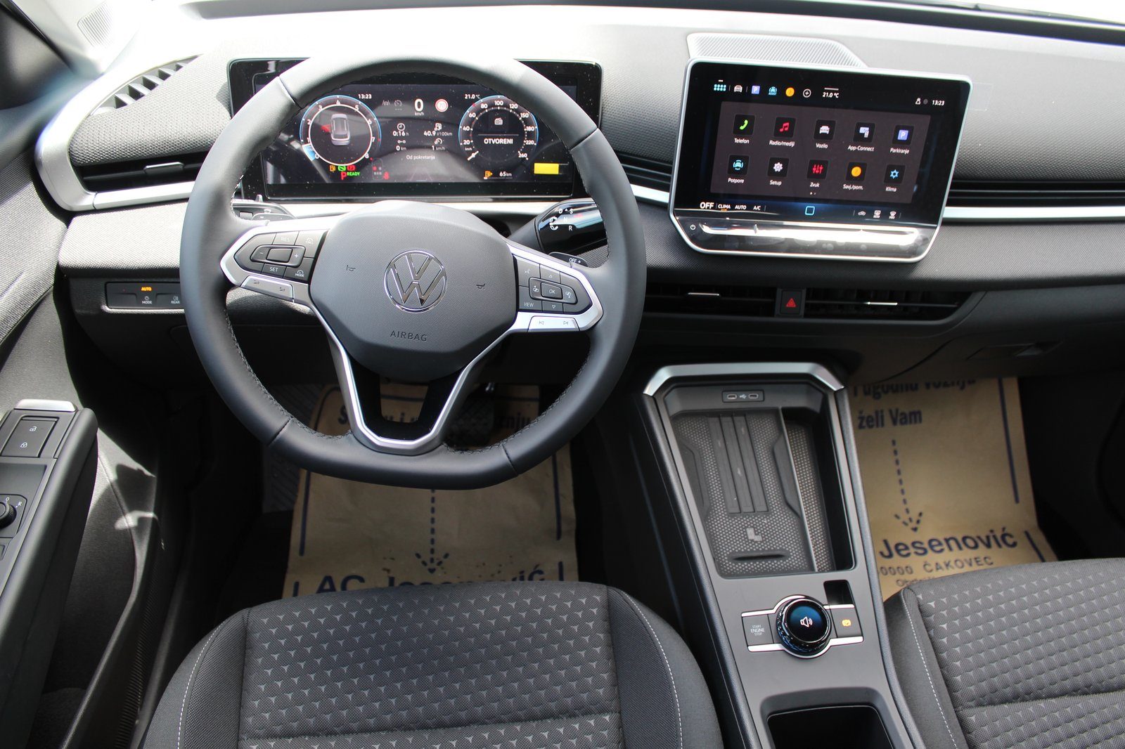 2026 Volkswagen T-Roc — fotografija 9