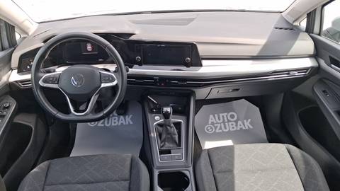 2024 Volkswagen Golf — sličica 11