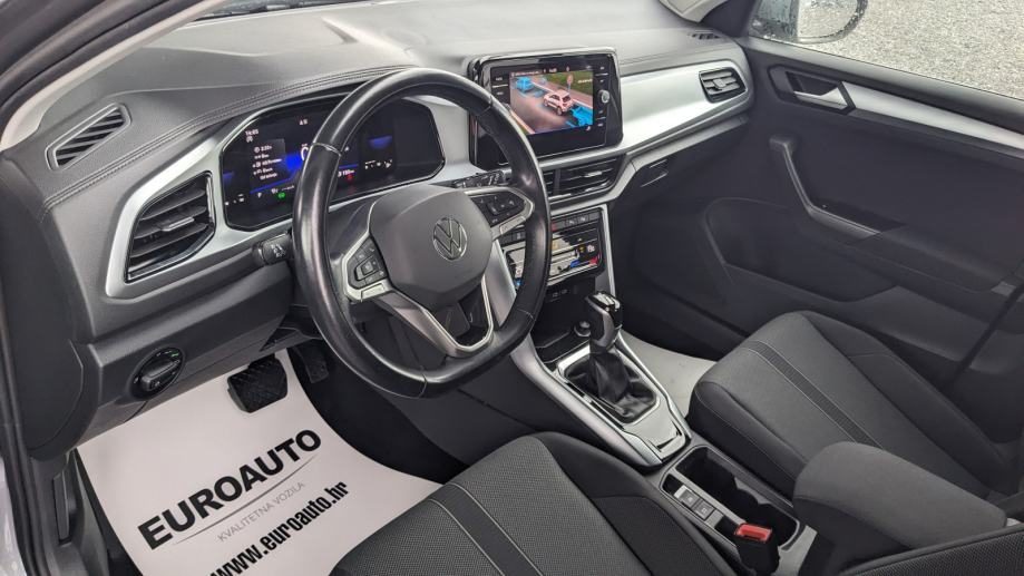2022 Volkswagen T-Roc — fotografija 26