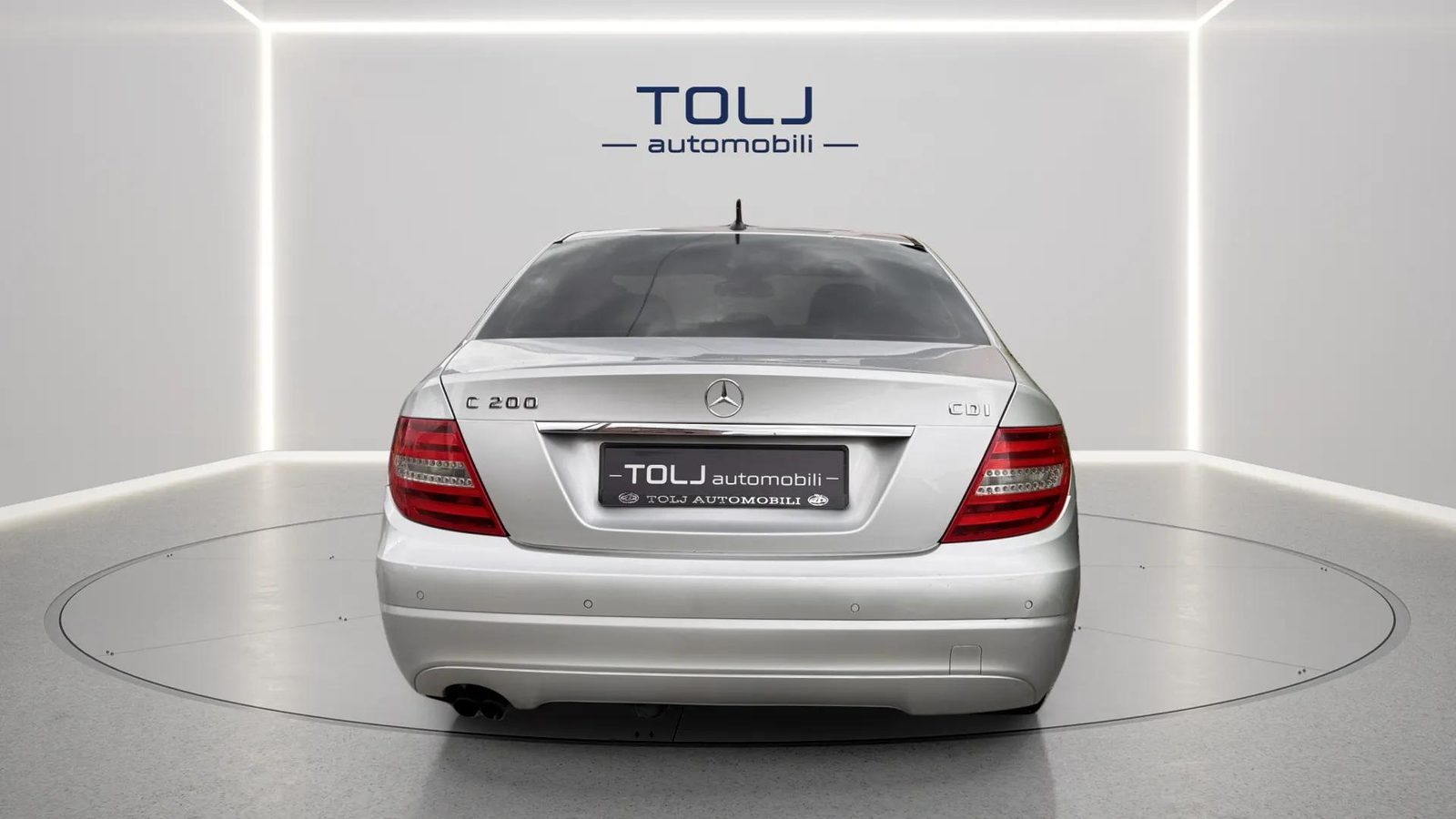 2011 Mercedes-Benz C-klasa — fotografija 3