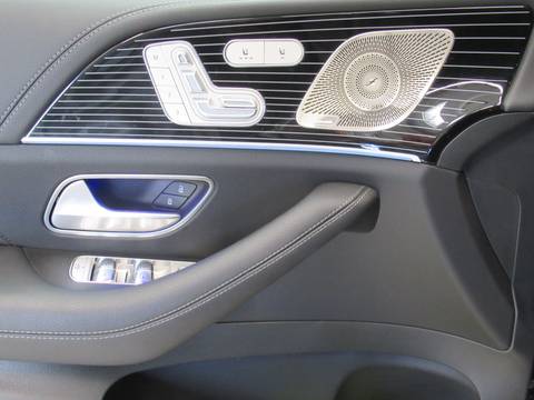 2025 Mercedes-Benz GLE — sličica 16