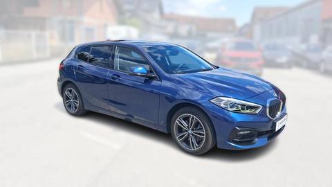 2022 BMW Serija 1 — sličica 3