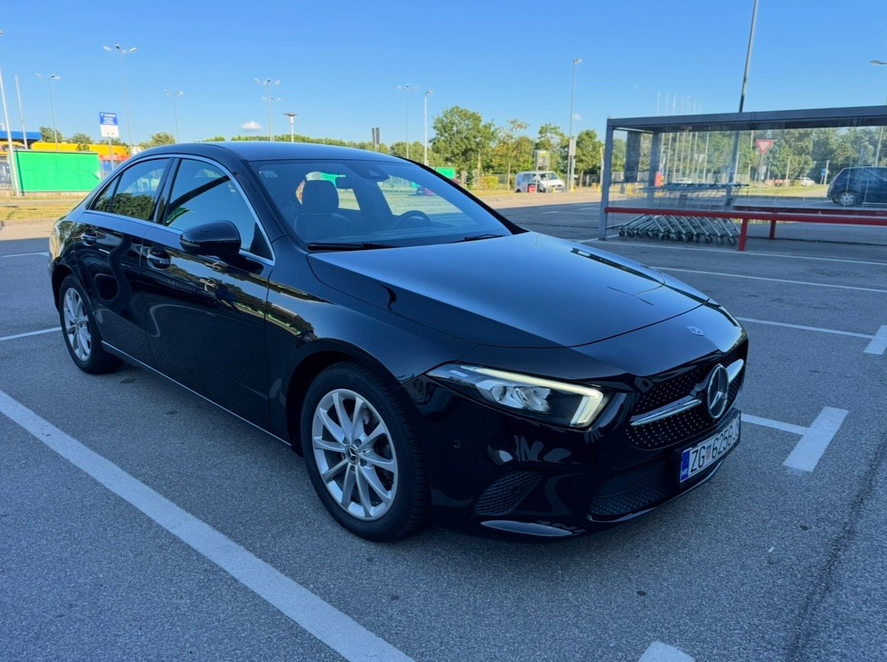 2020 Mercedes-Benz A-klasa — fotografija 3