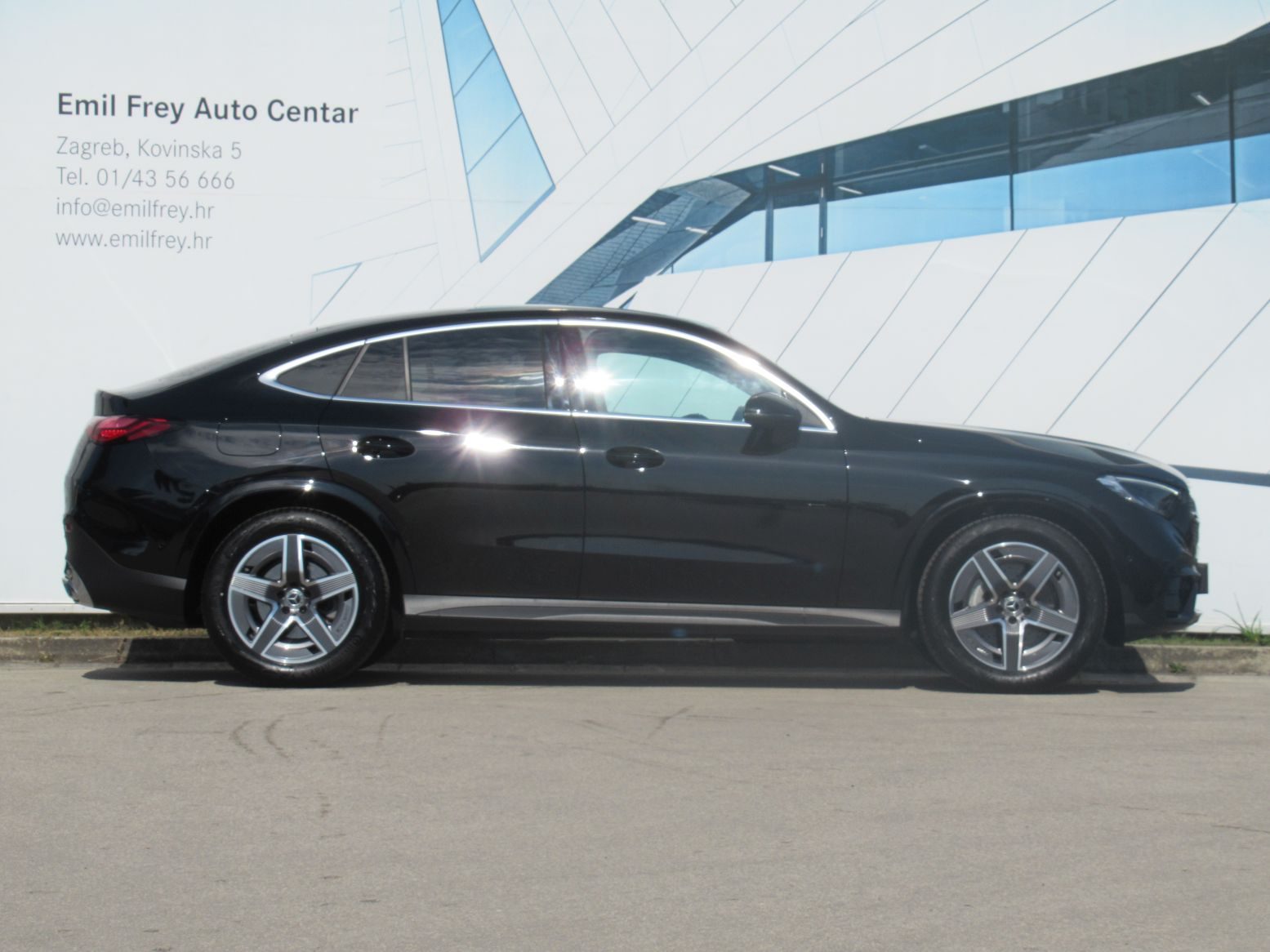 2025 Mercedes-Benz GLC AMG Line — fotografija 5