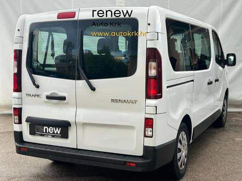 2017 Renault Trafic — sličica 2